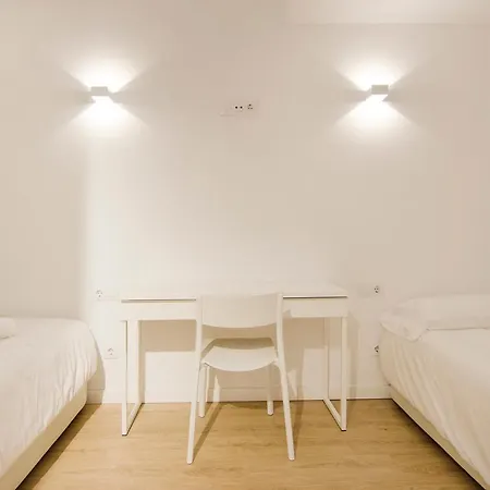 Juli Garreta's شقة خيرونا